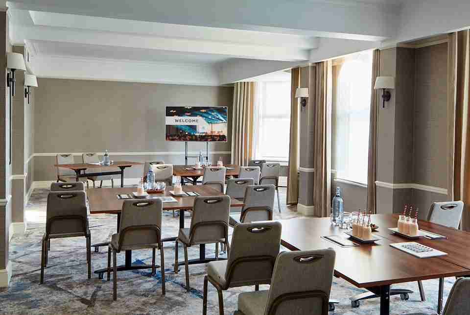 Top Meeting Rooms hire in Bournemouth. Meeting space to hire in Bournemouth Highcliff Marriott Hotel