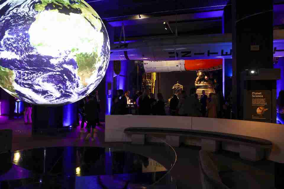 Top Meeting Rooms hire in London. Meeting space to hire in Science Museum